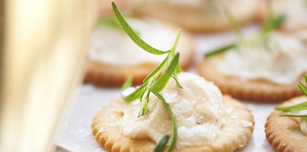 Salta kex med tomatost, feta & rosmarin