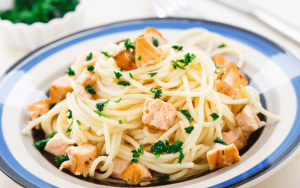 Lax pasta grädde vin