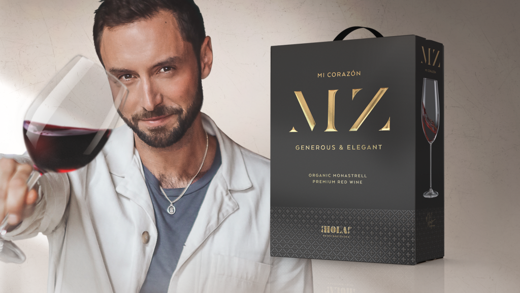 Måns Zelmerlöw lanserar röd bag-in-box Hola MZ Mi Corazón by Måns Zelmerlöw