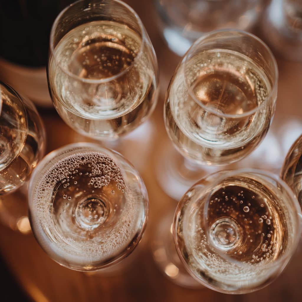 Champagneprovning – så upptäcker du nyanserna i  bubbel